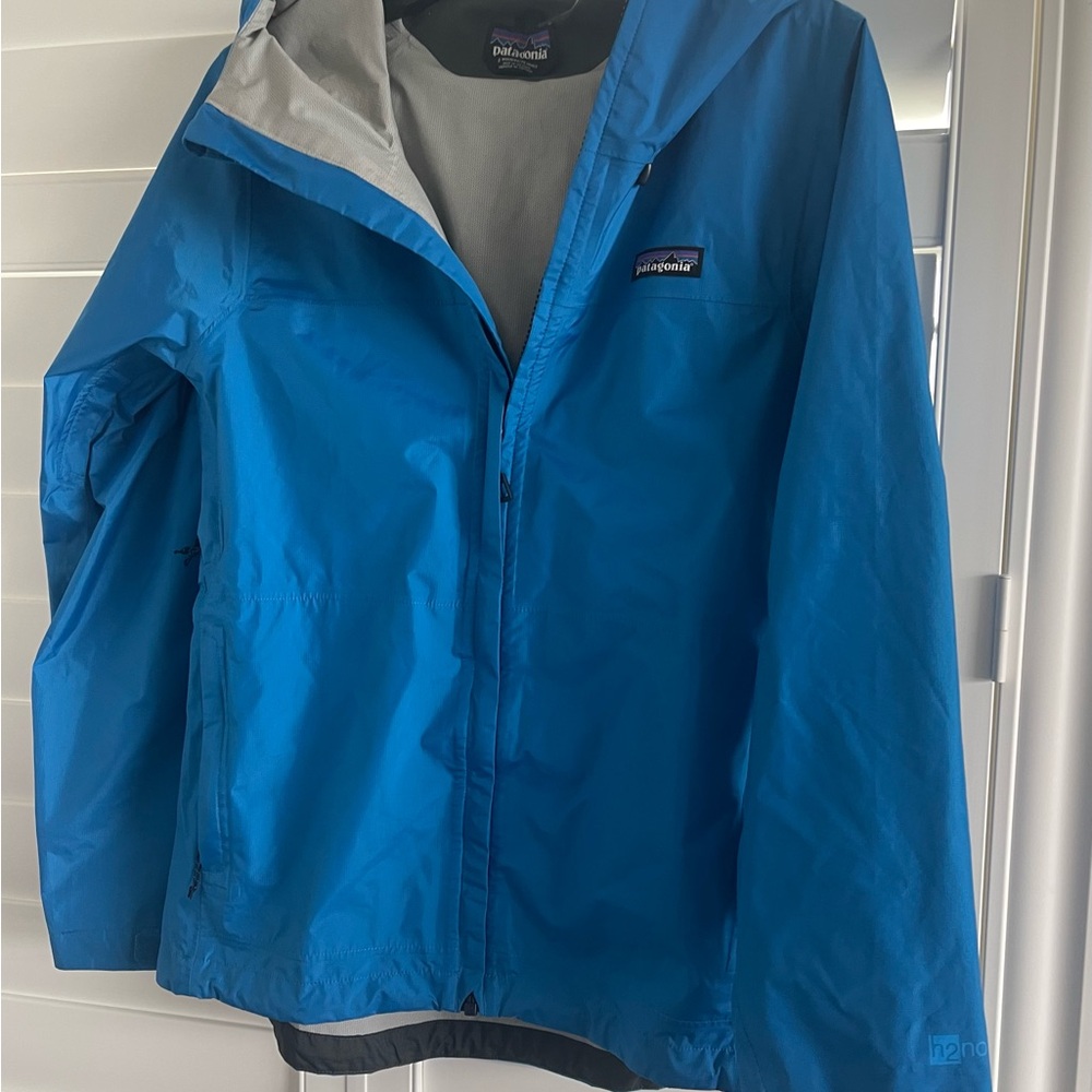 Patagonia Women’s Blue H2no Rain Jacket